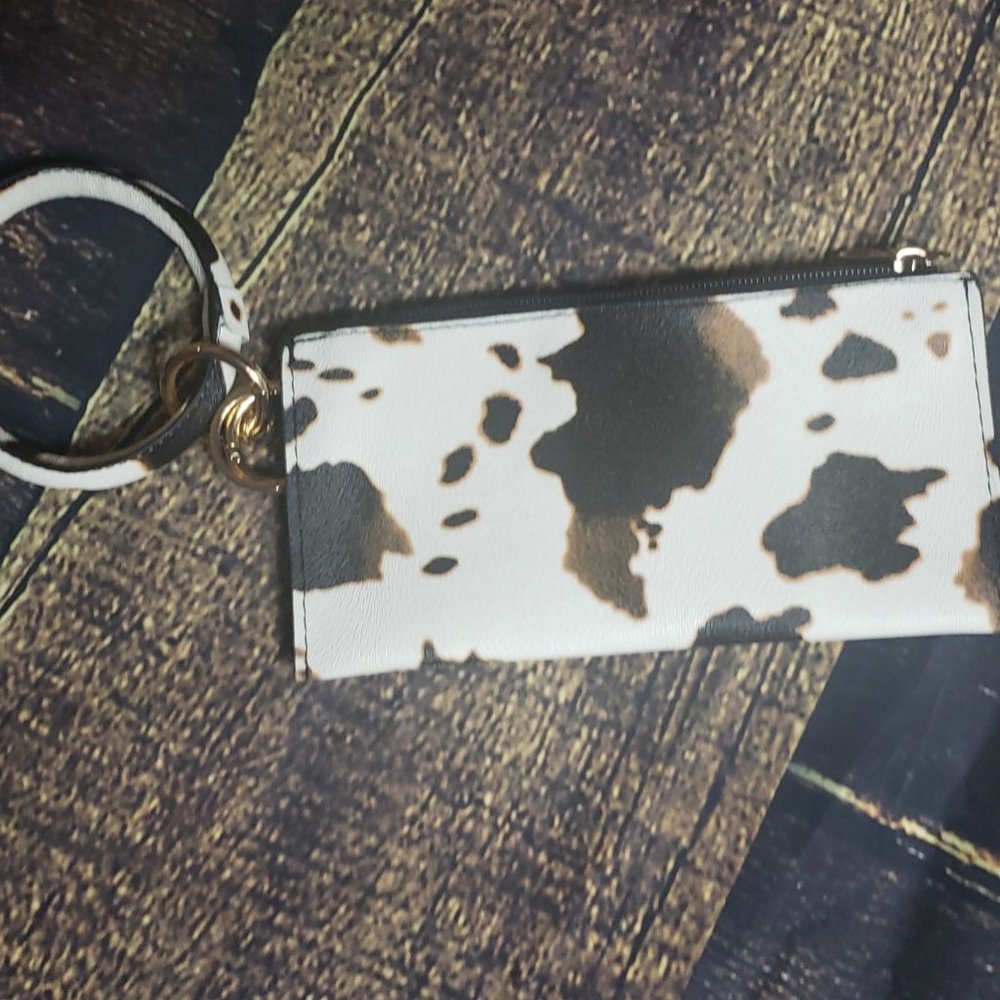 Cow hive Wristlets